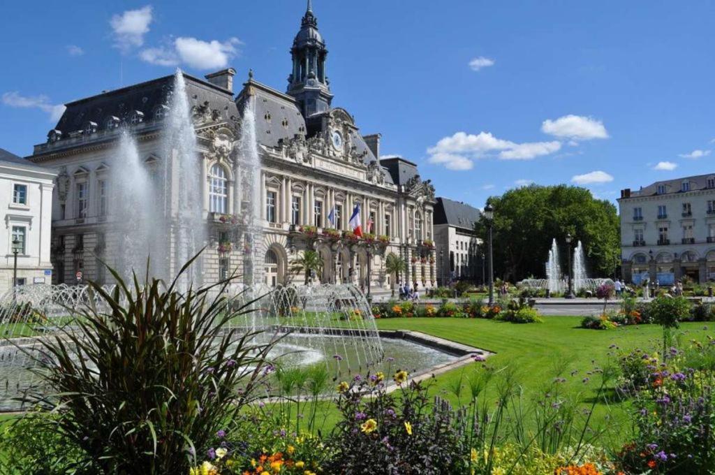 Apartamento Le Camelia Proche Aeroport Tours Exterior foto
